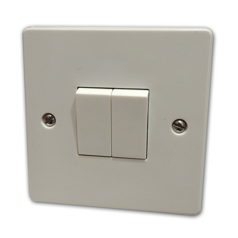 White Plastic 2 Gang 2 Way 10 Amp Light Switch