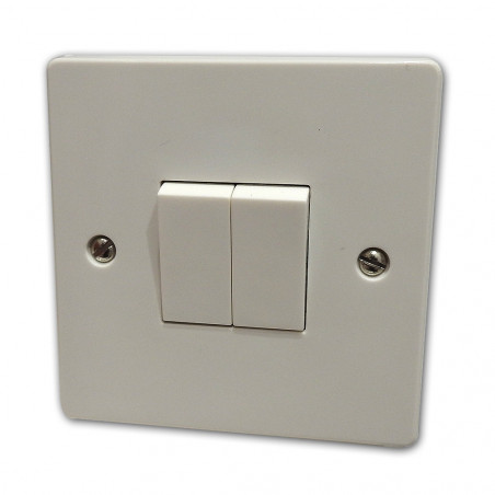 White Plastic 2 Gang 2 Way 10 Amp Light Switch