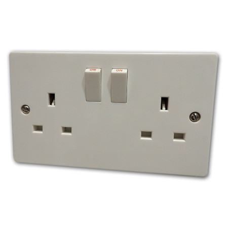 2 Gang 13 Amp DP Plug Socket White Plastic